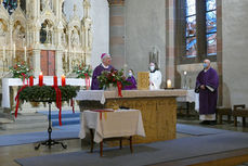 Beauftragung zu Lektorat und Akolythat in St. Marien, Volkmarsen (Foto: Karl-Franz Thiede)